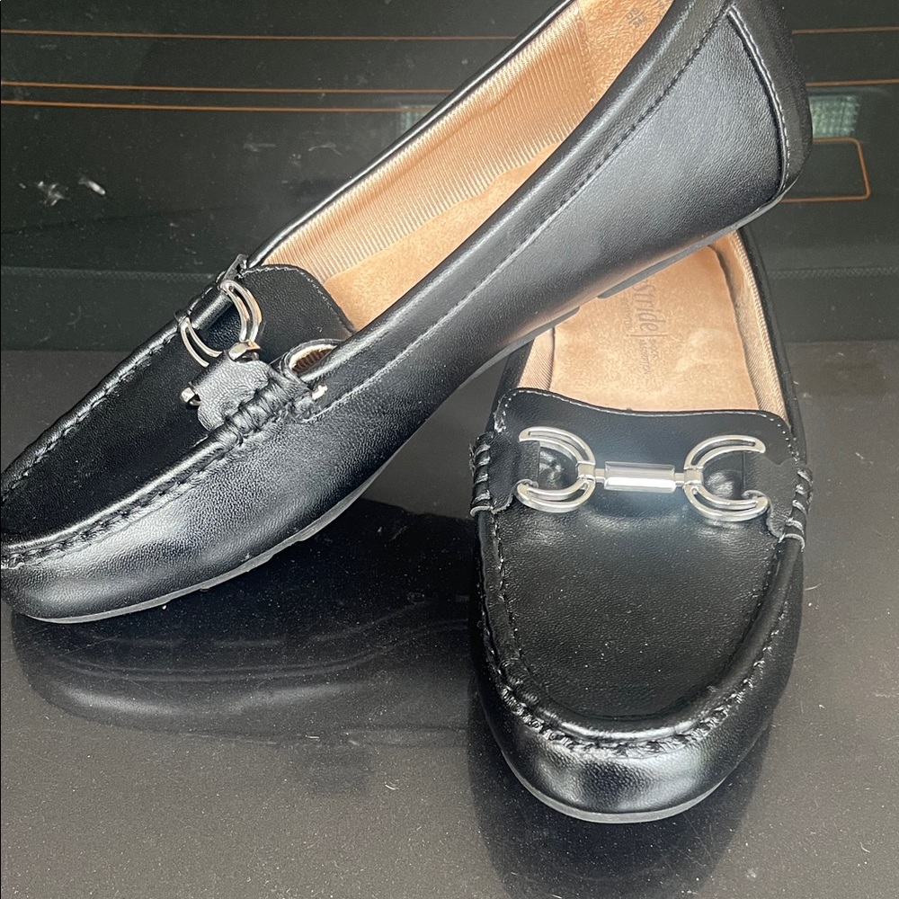 Life Stride Black Loafers with Metallic Detailing